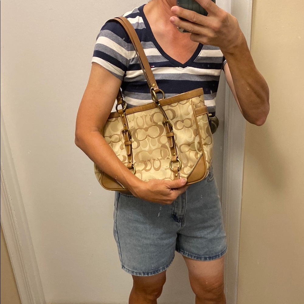 Coach Signature Optic Jaquard Sateen Canvas Tote Bag